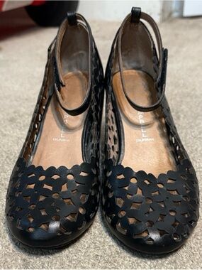 Jeffrey Campbell X Havana Woman’s Black Cut Out Wedge Size 8 Delaisy Design